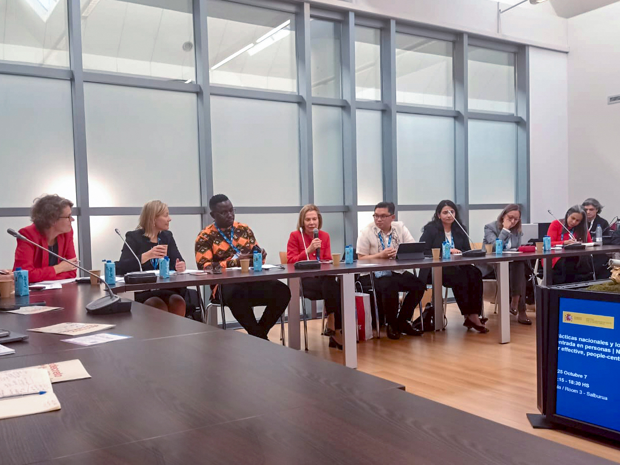 La Dra. Inés M. Weinberg expone en el panel “Prácticas nacionales y locales para justicia efectiva y centrada en las personas".
